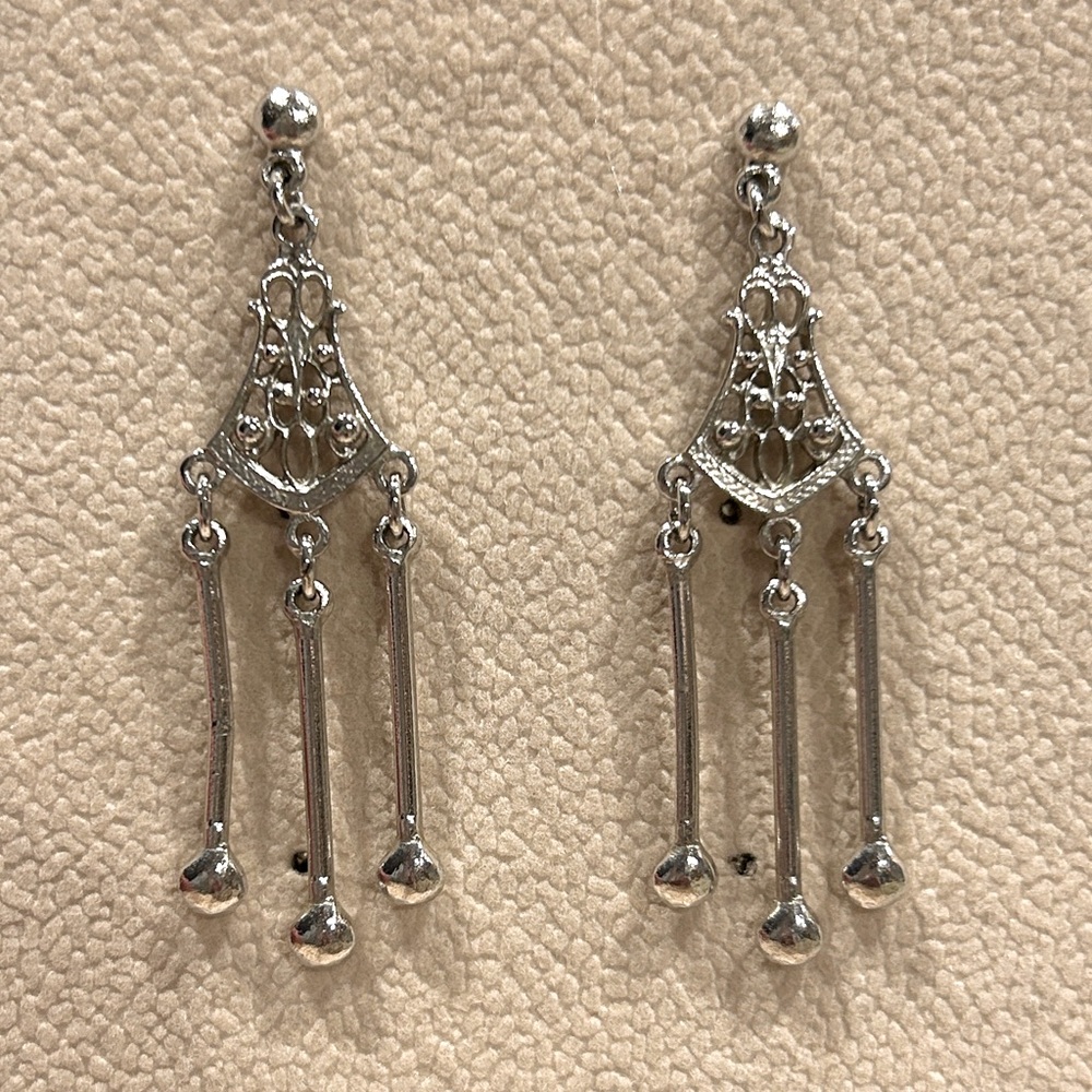 Vintage style chandelier earrings